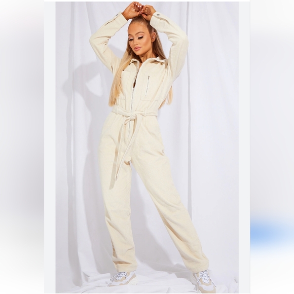 Pretty Little Thing oversized cream corduroy jumpsuit size 0 NWT - Picture 1 of 8